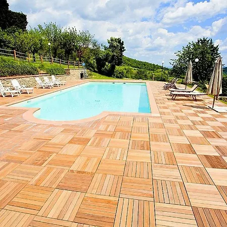 Villa Sleeps 4 Pool Wifi